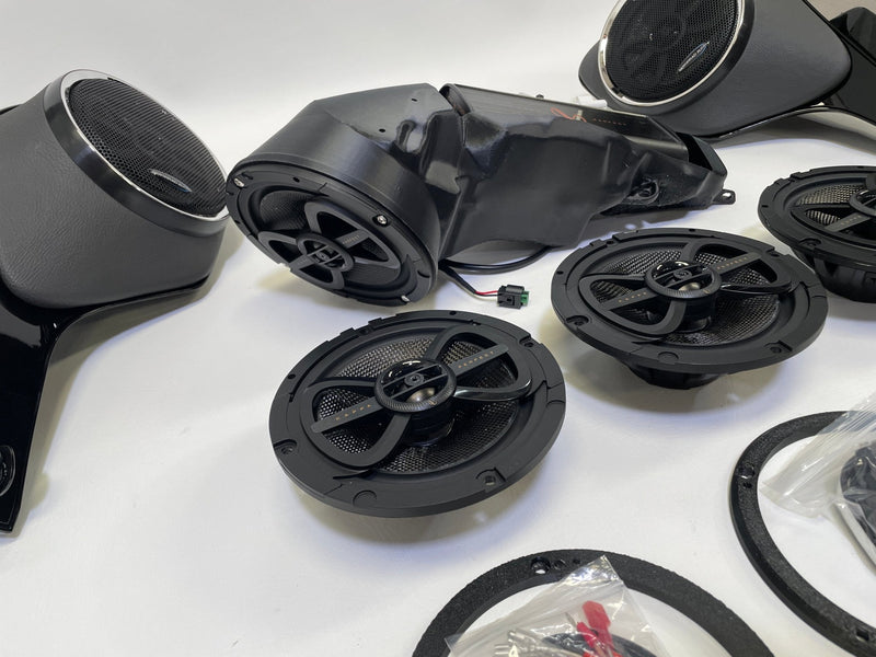 Stage 3 - BMW R18 Transcontinental Upgrade Package - 6 Speaker Upgrade w/ Addition Of Lower Fairing Pods - Motorrad Audio