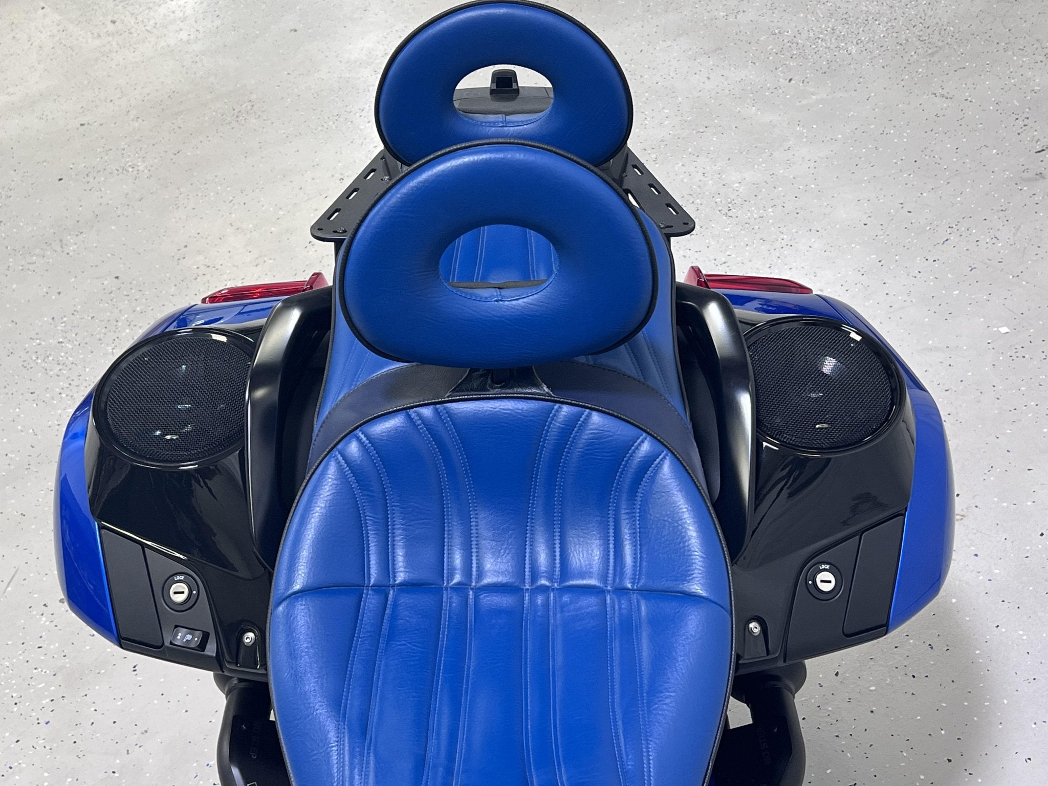 Stage 3 - BMW K1600B & Grand America Front & Rear Speaker Upgrade. Cic ...