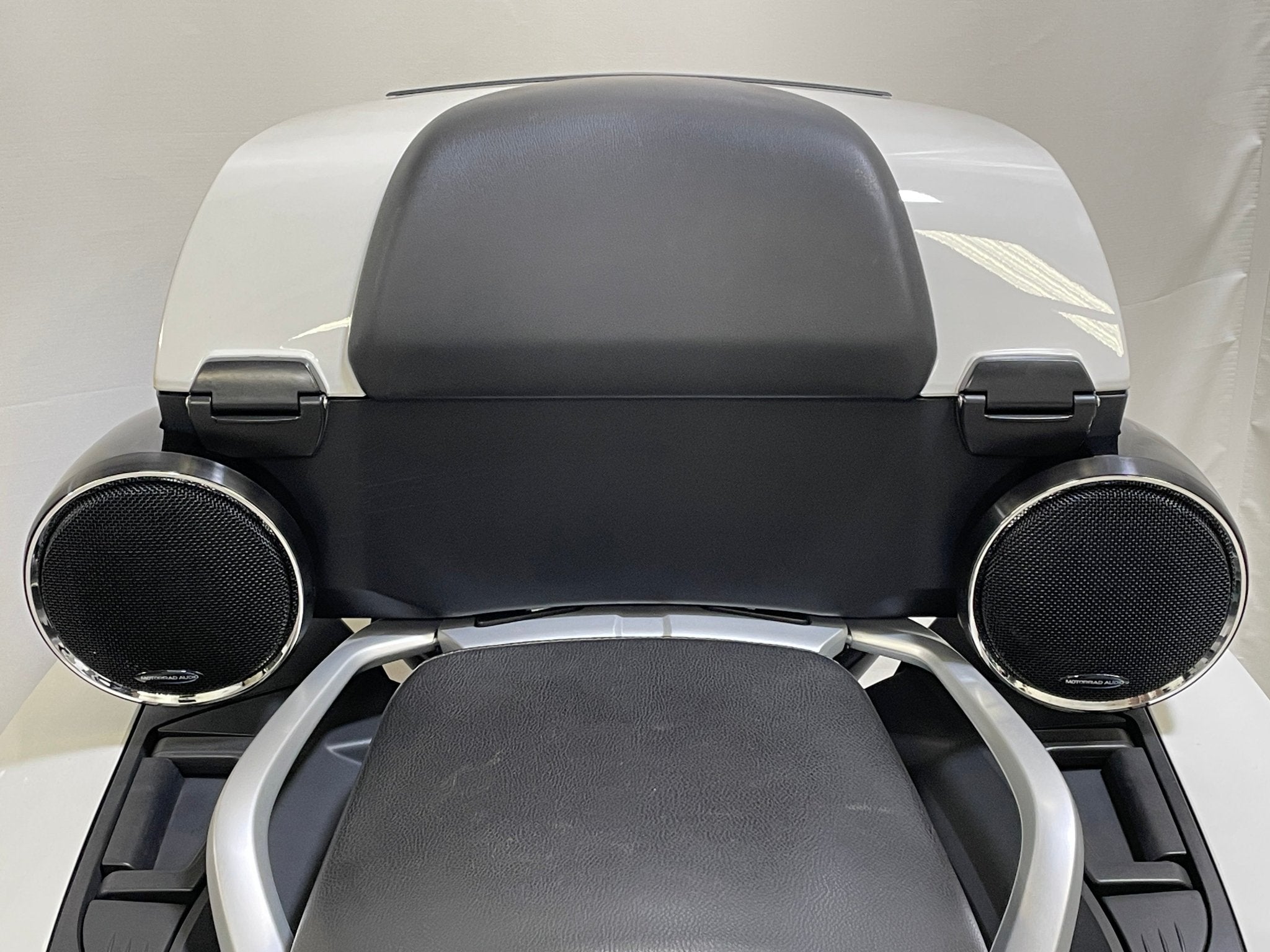 Stage 3 BMW K1600GT GTL w Top Case or Armrests. Front Rear Speaker Upgrade Package. Cicada Audio 5 1 4 Front Infinity Kappa Perfect 6 1 2